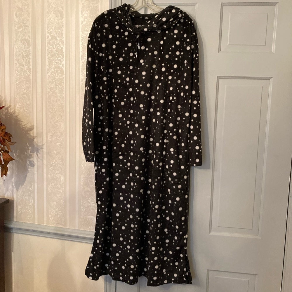 NWOT Comfort Code by Cuddle Duds nightshirt